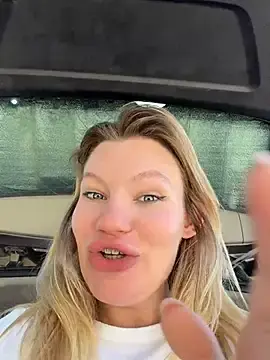 Stripchat Nude Webcam of justmilaa