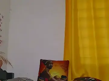Stripchat Free Porn Cam of Saucy1_Angels