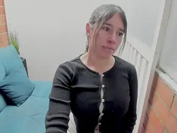 Stripchat Free Porn Cam of Penelope47