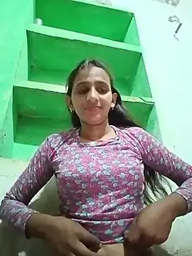 Stripchat Adult Webcams of Baby__Shreya