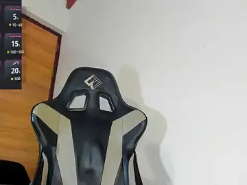 Stripchat Sex Cam of Kael_cassian