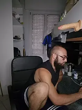 Stripchat Sex Cam of BeppeRagnar