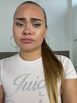 Stripchat Private Sex Chat of MonicaWestt