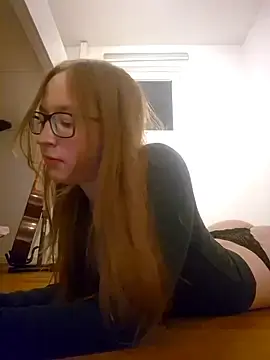 Stripchat Live Porn of Freaky-Doll