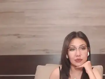 Stripchat Free Porn Cam of RichelleBrielle