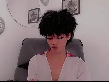 Stripchat Best Webcam of Zendalla_Ebony