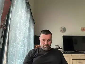 Stripchat Free Porn Cam of coolsmith81