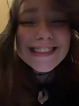 Stripchat Live Sex Cam of lucy-joy