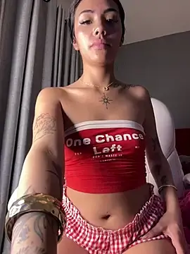 Stripchat Free Porn Cam of Giovanna_oliveira