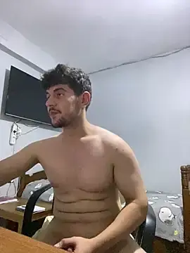 Stripchat Free Porn Cam of HornyMaster3169
