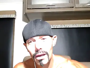 Stripchat Live Sex of ThickD2C