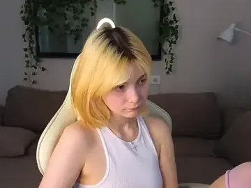 Stripchat Live Sex of Emily_Miu
