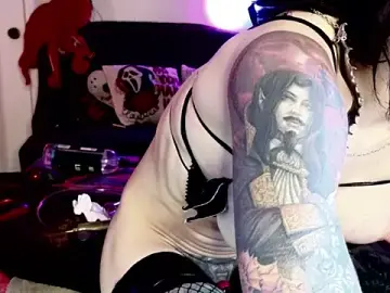 Stripchat Best live sex cam show of Ivey_Strigoi