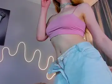 Stripchat Free Live Porn of Bella_Brow