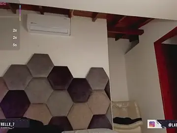 Stripchat Free Porn Cam of Latrellx7