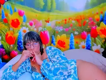 Stripchat Live Sex Cam of indianroxy