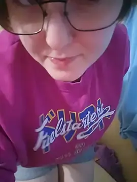 Stripchat Sex Cam of wehavepussies_xoxo