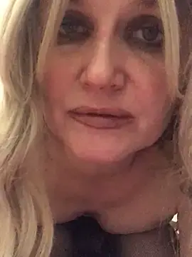Stripchat Free Live Porn of KolibriiX