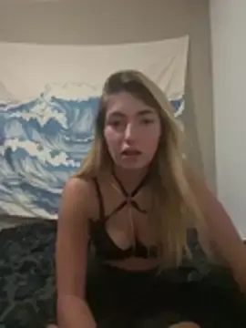 Stripchat Live Porn of camille_2007