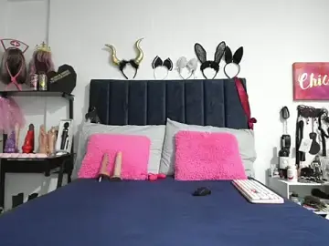 Stripchat Watch Live Sex Cams of emmily_giraldo