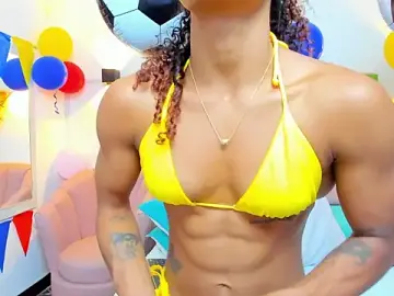 Stripchat Free Porn Cam of Molyrestrepo