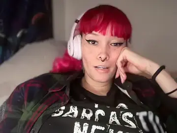 Stripchat Live Sex Cam of FRRANNKIE