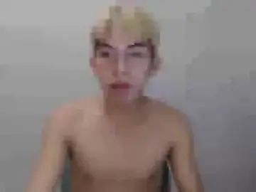 Stripchat Live Porn of Urhotsilverboy