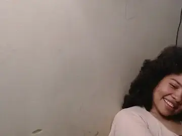 Stripchat Live Sex Cam of madelene