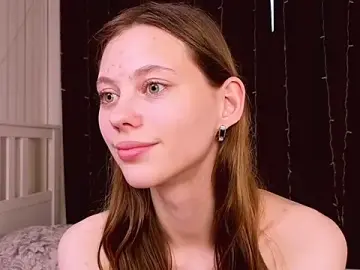 Stripchat Free Porn Cam of HarriettKitty