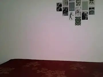 Stripchat Live Sex Cam of LILY_HOTYY