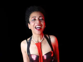 Xlovecam Adult Webcams of BrendaLive