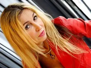 Xlovecam Adult Webcam of StarCrystal