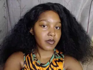 Xlovecam Adult Video Chat of CheryeBonyQueen