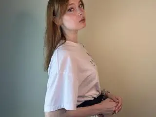 Xlovecam Free Live Porn of BrunaElrick