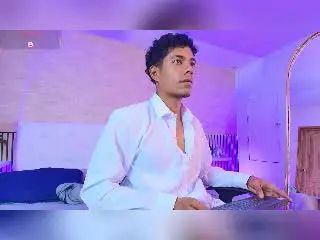 Xlovecam Live Sex Cam of VictoryCassus