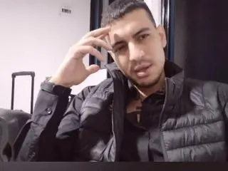 Xlovecam Private Sex Chat of DamianDelatorre