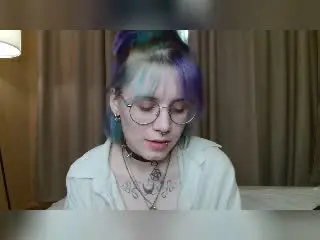 Xlovecam Nude Webcam of VickeyParkes