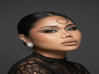 Xlovecam Nude Webcam of AimyHotCumTrans