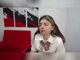 Xlovecam Free Porn Cam of TinaRedly
