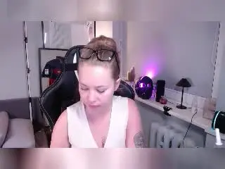 Xlovecam Sex Chat of HollyCandyX