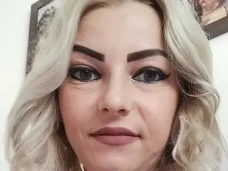 Xlovecam Live Sex Cam of KatyDirty