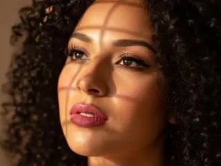 Xlovecam Live Porn of CarlaMuille