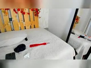 Xlovecam Watch Live Sex Cams of DayanaPrecious