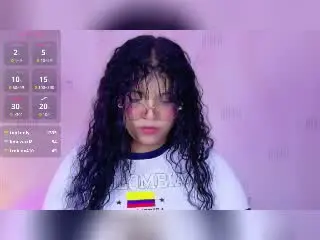 Xlovecam Watch Live Sex Cams of InnocenthaZel