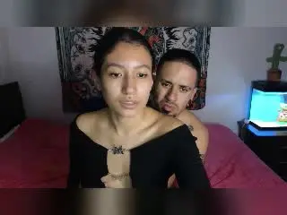 Xlovecam Adult Video Chat of SophiaAndTony