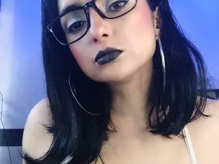 Xlovecam Free Live Porn of CandyParis