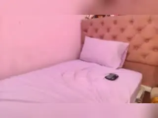 Xlovecam Private Sex Chat of EimyFlorian
