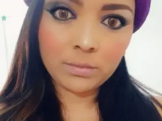 Xlovecam Watch Live Sex Cams of NadiaBaudX