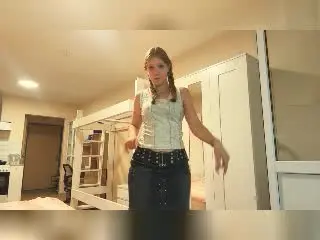 Xlovecam Free Porn Cam of OpalMccullars
