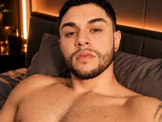 Xlovecam Private Sex Chat of BrianAdler